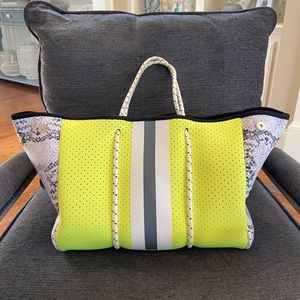 Parker & Hyde Neoprene Tote Bag. Gently used. Like-new. 16 x 11 x 9.